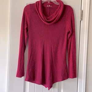 Maurices pink sweater with slimming striped V design